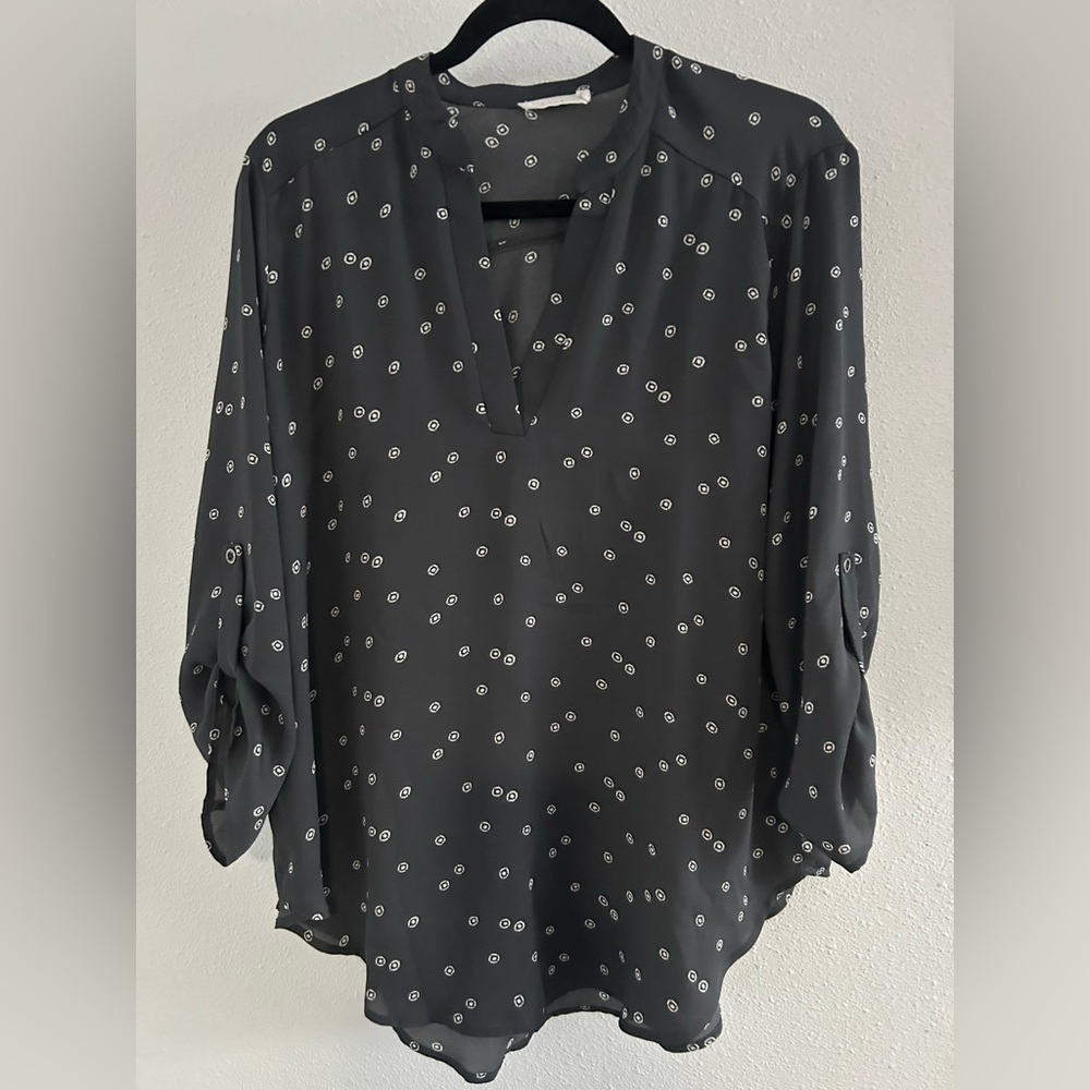 Lush Charcoal Gray V-Neck Dot Print Blouse Size Large
